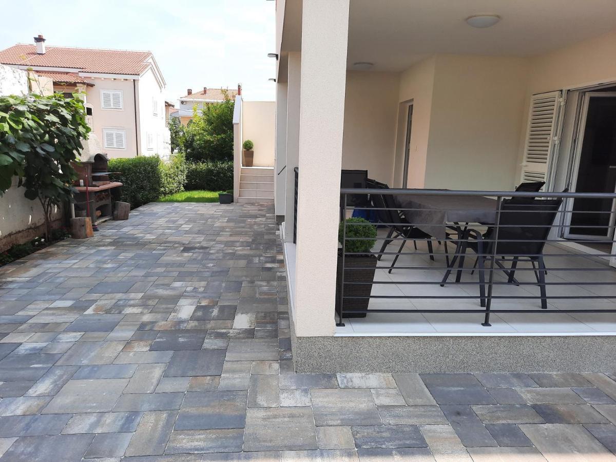 Holiday Home Bajlo Zara Esterno foto